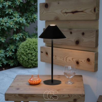 Draadloze LED Tafellamp – Oplaadbaar, Waterdicht IP54 & Geschikt voor Binnen en Buiten