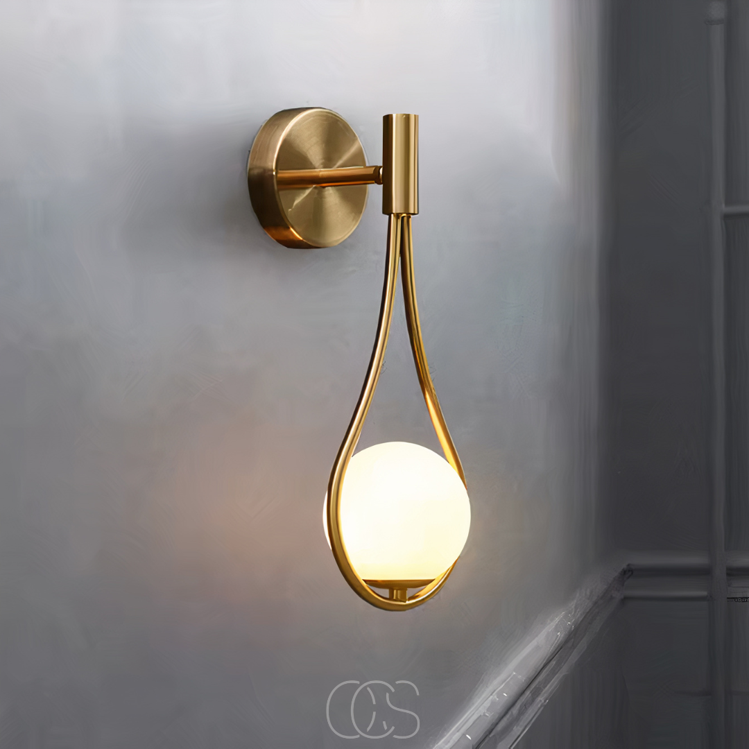 OCS - Stijlvolle Wandlamp met Glazen Bol – Goud & Zwart Design