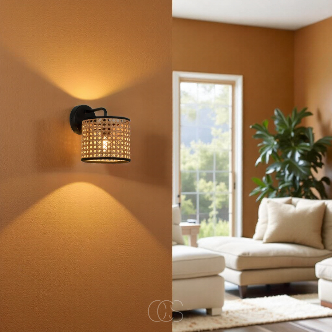 OCS - Cilindervormige wandlamp van natuurlijk rotan