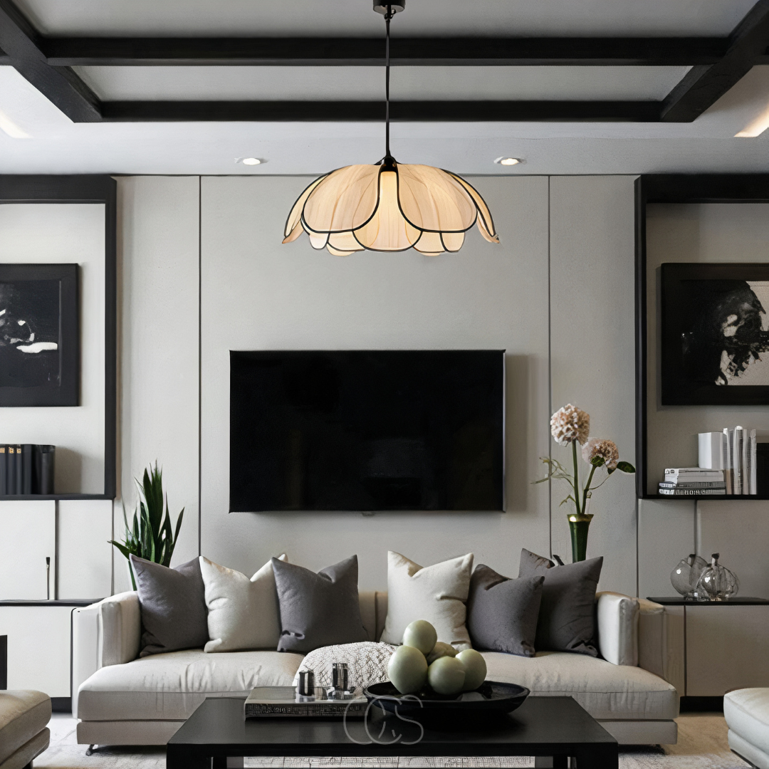 OCS - Bloemvormige Rotan Hanglamp met Zwarte Accenten