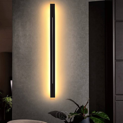 OCS - Minimalistische wandlamp - in Zwart of Goud