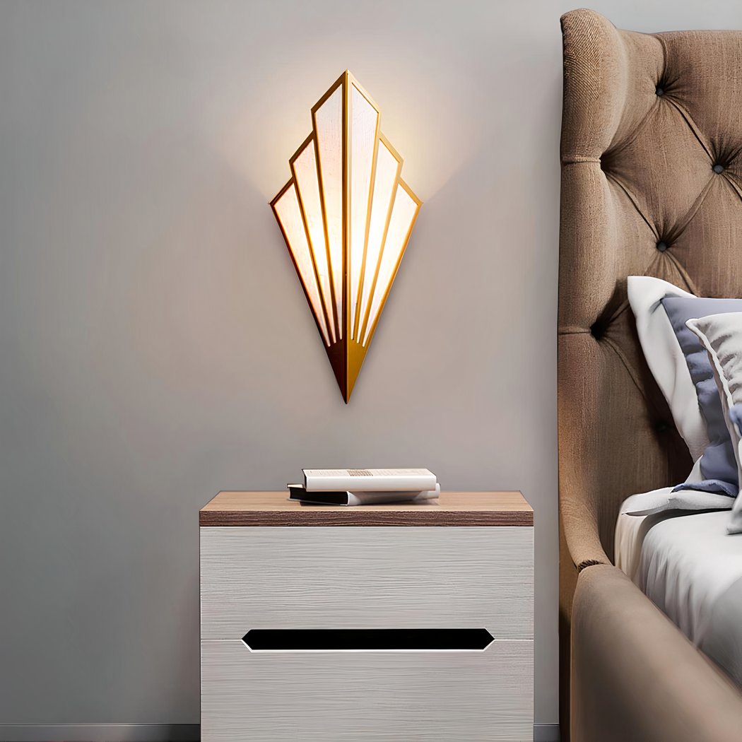 OCS - Wandlamp met geometrisch diamantdesign